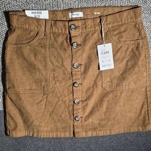 Kensie High-Rise Button-Front Corduroy Mini Skirt – Deep Camel SIZE 14/32